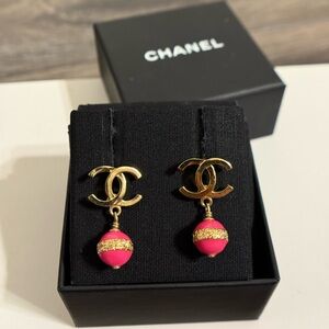 CHANEL‎ Gold CC Pink Glitter Dangle Statement Earrings